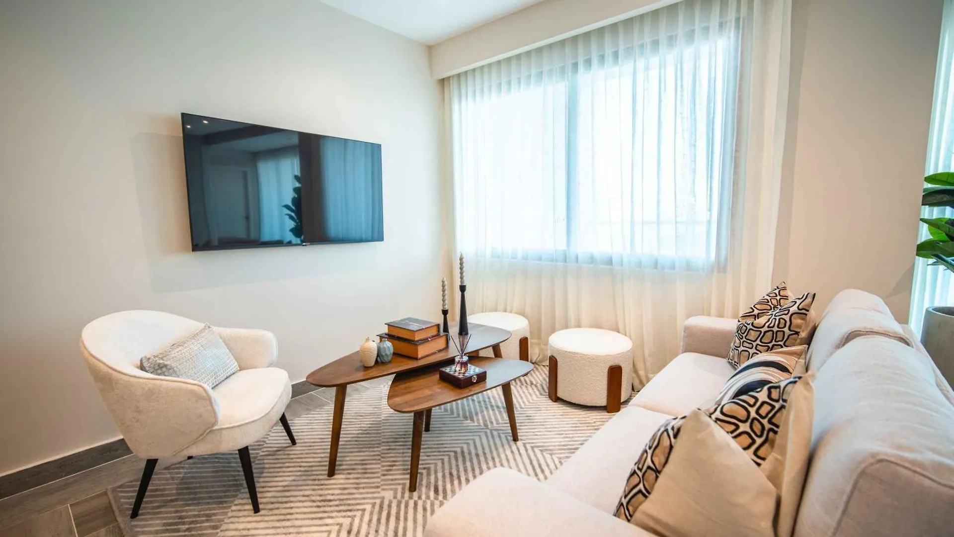 호텔 Aston Rubi City Suites 산토도밍고